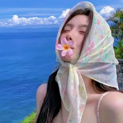 触碰的双手